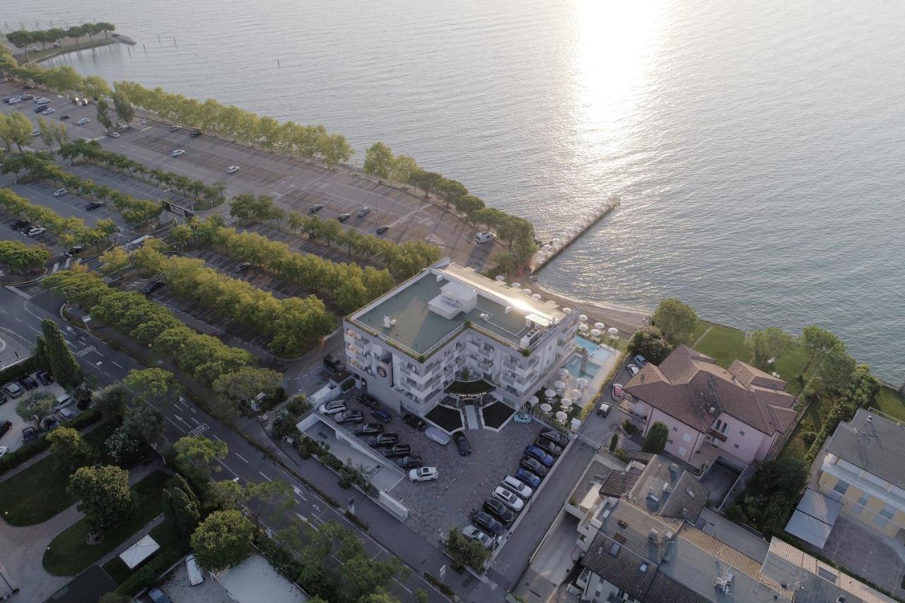 Hotel Ocelle Thermae&Spa (Adults Only) Sirmione Bagian luar foto